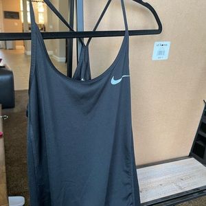 nike work out tank